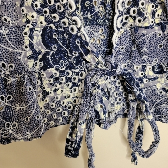 Twelfth Street by Cynthia Vincent | Floral Eyelet Tie Front Split Sleeve Top - Picture 6 of 7